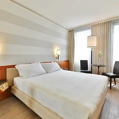 Leon D'oro Hotel 4*